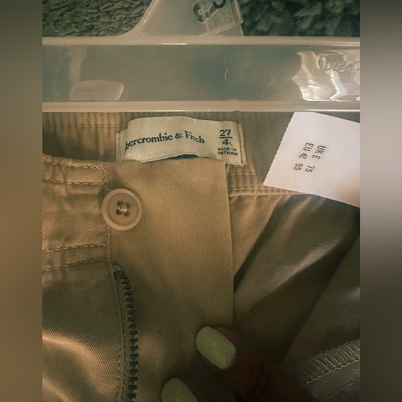 Abercrombie & Fitch Curve Love Relaxed Cargo Pant 27L - Picture 6 of 7